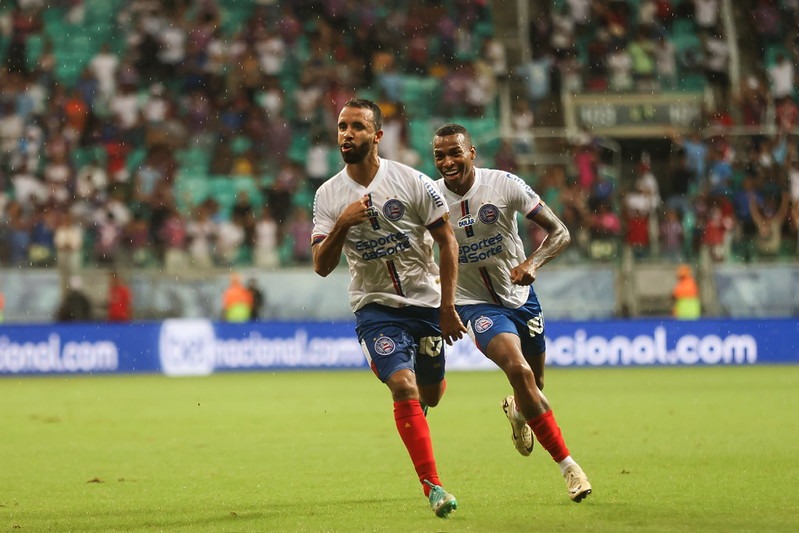 VÍDEO: Bahia vira e bate Fluminense em jogo de 3 horas e golaços no Brasileirão