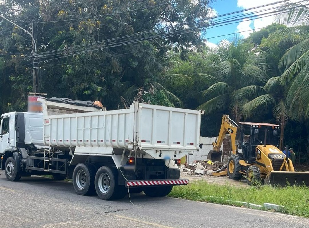 Ocupação irregular é demolida na zona Sul de Natal