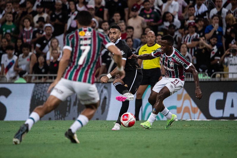 Fluminense x Vasco, Atlético-MG x Cruzeiro e Corinthians; veja os jogos de hoje e onde assistir 