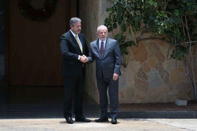 PT teme que Lira paute pedido de impeachment de Lula