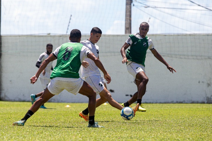 Sem Parraguez, ABC inscreve 30 atletas para a disputa da Série C; veja lista