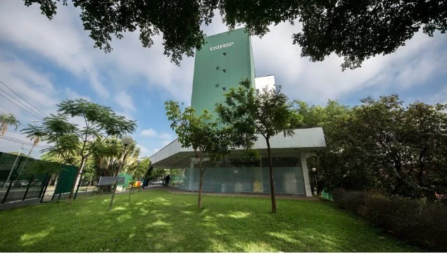 Universidades veem proposta 'ofensiva' do governo Lula e ampliam greve