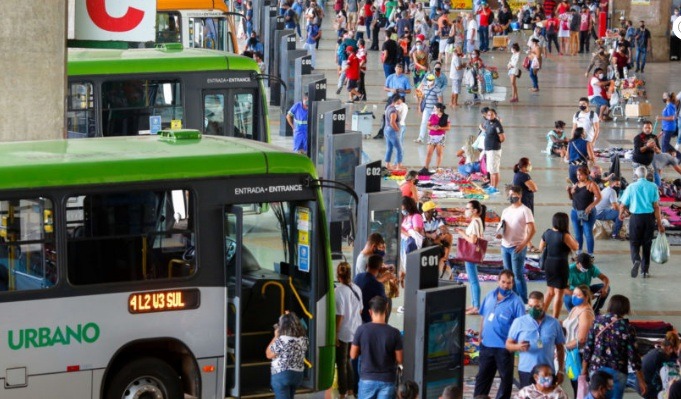 Queda da desoneração aumenta passagem do ônibus, diz associação