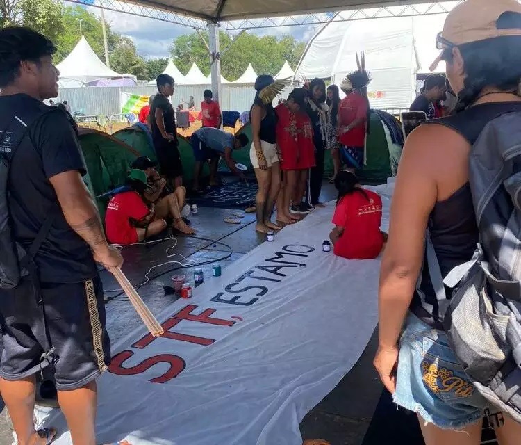 Governo usa dinheiro público para bancar evento indígena em Brasília