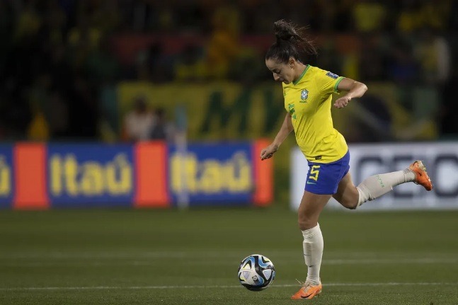 Jogadora da Seleção Brasileira anuncia diagnóstico de câncer