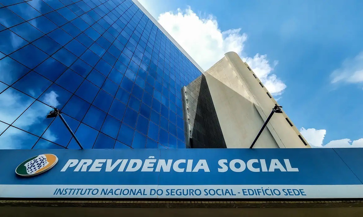 INSS pagou R$ 193 milhões em benefícios a pessoas mortas em 4 anos, aponta CGU