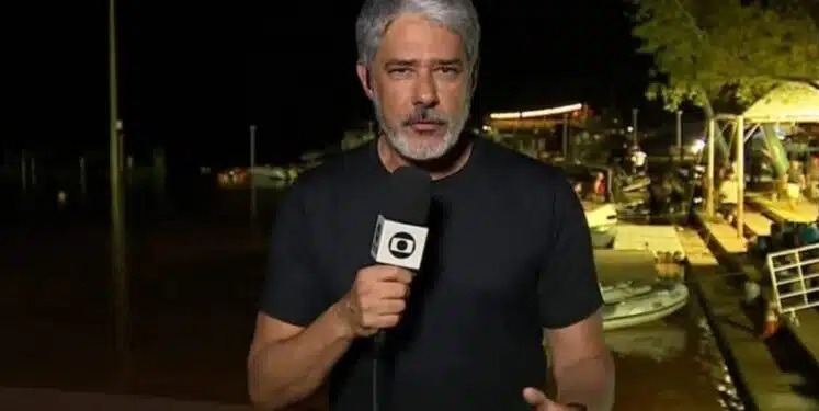 Após Bonner ser abordado ao vivo, Globo contrata seguranças para jornalistas