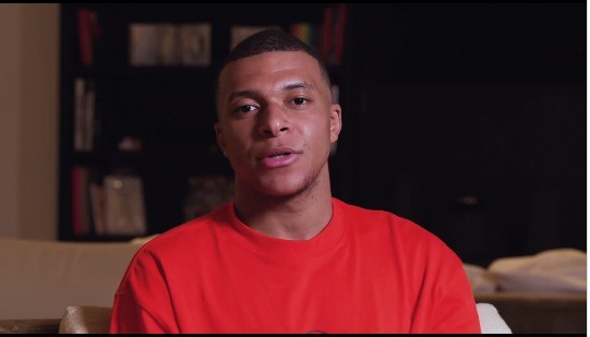 Mbappé anuncia saída do Paris Saint-Germain