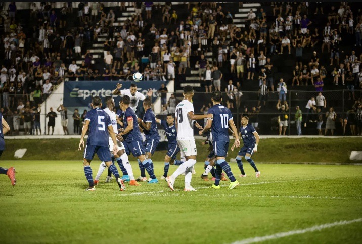 VÍDEO: ABC perde com gol contra bizarro; ASSISTA ao lance