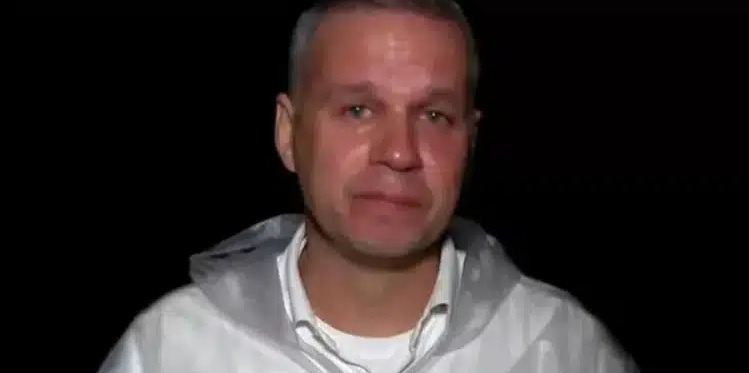 VÍDEO: Âncora da CNN Brasil chora ao vivo durante cobertura da tragédia no RS; 