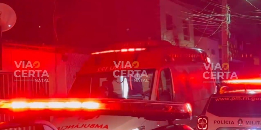 VÍDEO: Policial militar é baleado em troca de tiros em Felipe Camarão