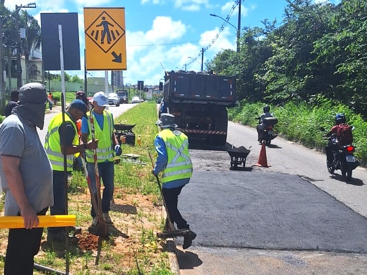 Detran e DER vão implantar faixas elevadas de pedestres na Avenida Olavo Montenegro