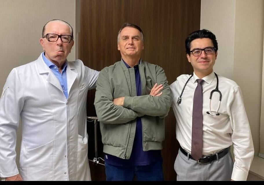 Bolsonaro recebe alta de hospital em SP após tratar erisipela