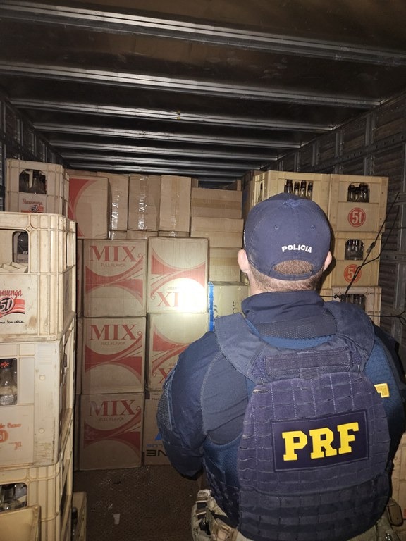 PRF apreende 145 mil maços de cigarro contrabandeado no RN