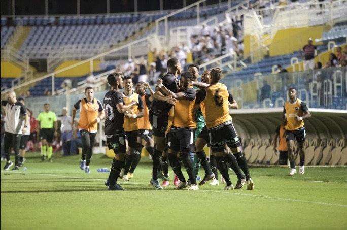 ABC goleia o Ferroviário fora de casa e conquista primeira vitória na Série C; veja os gols