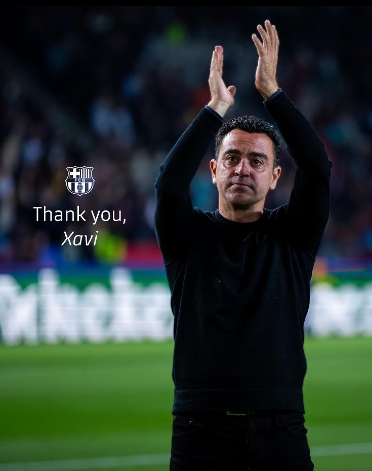 Barcelona anuncia saída de Xavi do comando técnico do clube