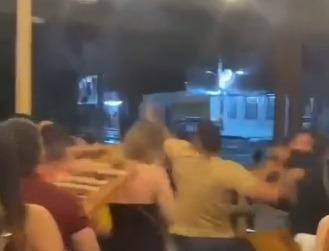 Vídeo registra confusão generalizada em bar na zona Oeste de Natal que terminou com pessoas feridas; assista