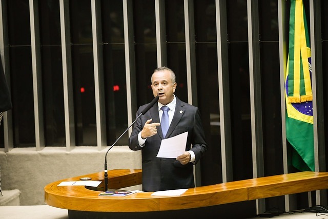 Rogério Marinho aciona AGU contra Haddad por desinformação sobre precatórios