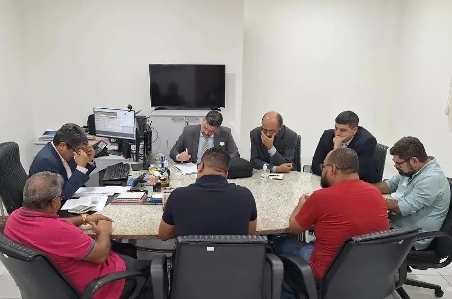 Greve dos motoristas de ônibus de Natal é suspensa até quinta-feira (6)