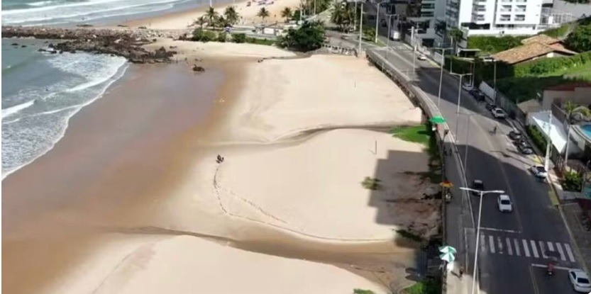 Praia de Natal está imprópria para banho há mais de um ano
