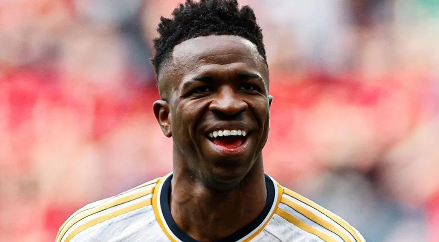 Vini Jr. reage à contratação de Mbappé pelo Real Madrid