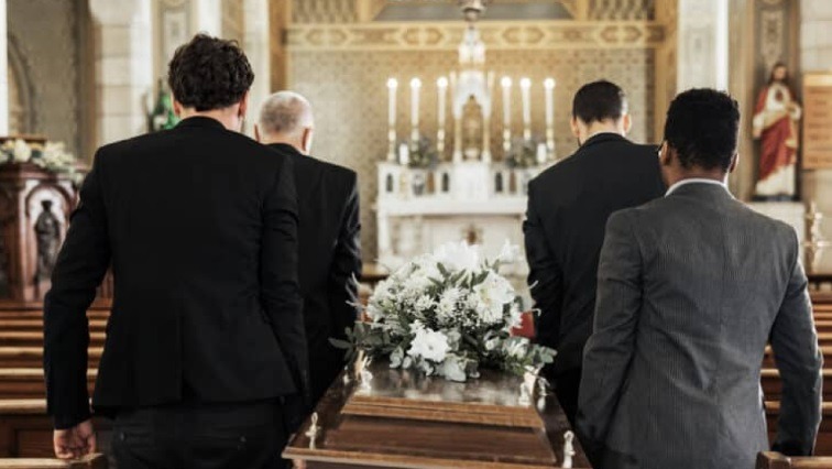 O que acontece com as dívidas quando alguém morre? Elas ficam para aos herdeiros?