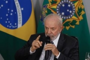 “Europa se cansou da esquerda e Brasil será o próximo”, diz Bolsonaro sobre avanço da direita no Parlamento Europeu