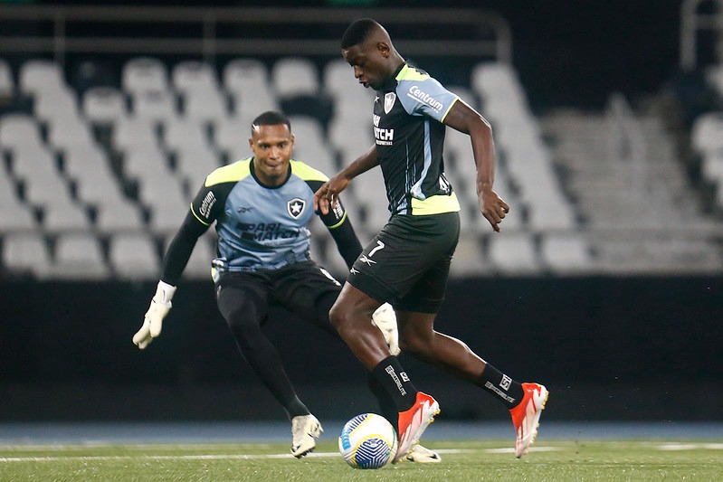 Botafogo x Fluminense, Corinthians e Série B; veja os jogos de hoje e onde assistir