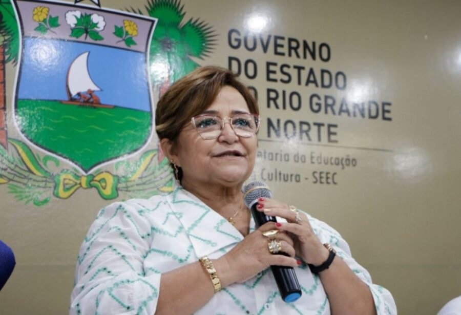 Secretária de Educação do RN acumula 3 vínculos e pode ter de devolver mais de R$ 800 mil, diz sindicato