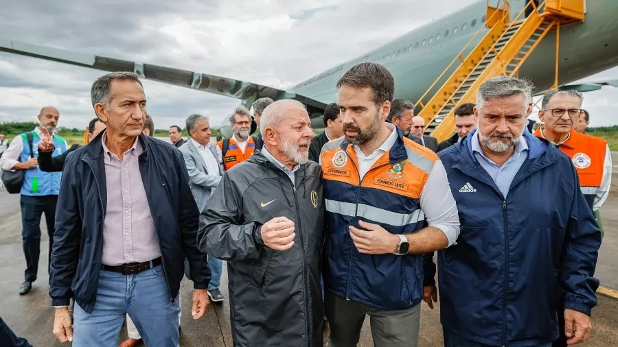 Governo Lula veta construção de casas provisórias para desabrigados no RS