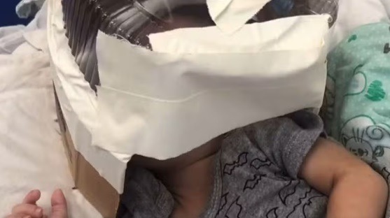 Mãe revela que bebê internado em hospital do RN com embalagem de bolo estava 'muito debilitado'