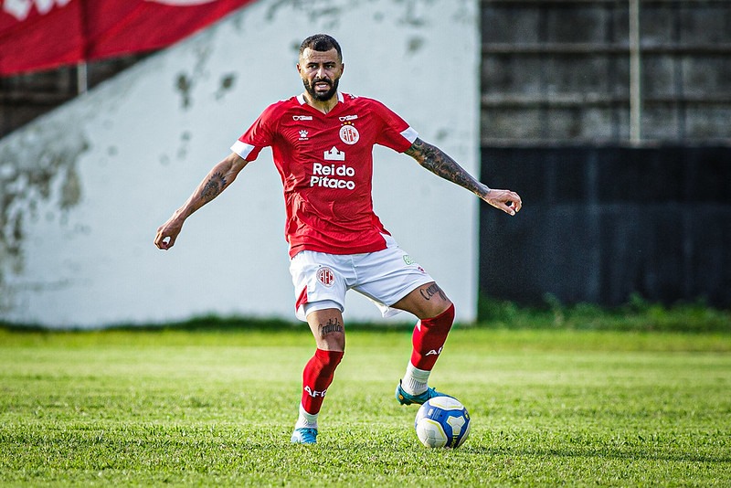 América anuncia saída de dois jogadores