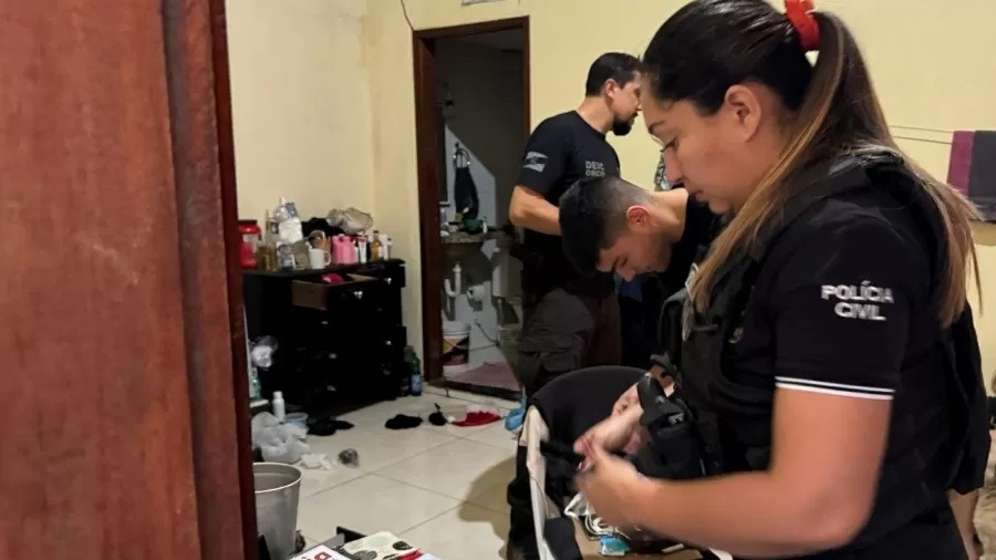 Casal é preso por suspeita de fraudar Pix e desviar doações ao RS
