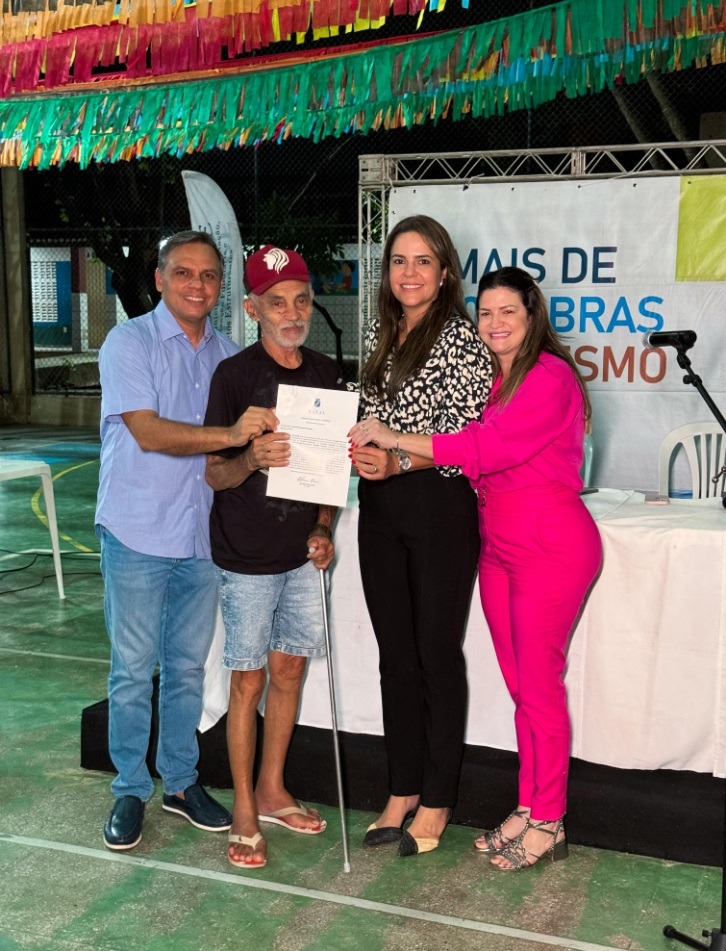 Avançar em regularização fundiária é investir no futuro das famílias, diz Aldo Clemente