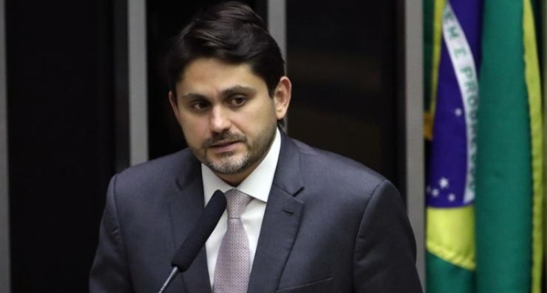 Relatório da PF aponta que ministro da Lula controlava licitações fraudadas