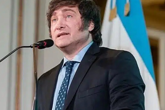 Efeito Milei: Argentina registra superávit financeiro pelo 5º mês consecutivo