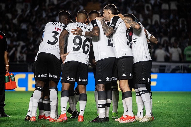 Vasco, Internacional x Corinthians e Cruzeiro x Fluminense; veja os jogos de hoje e onde assistir