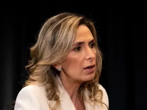 Médica que atendeu Bolsonaro após o atentado em 2018: 'Cumpri minha missão'