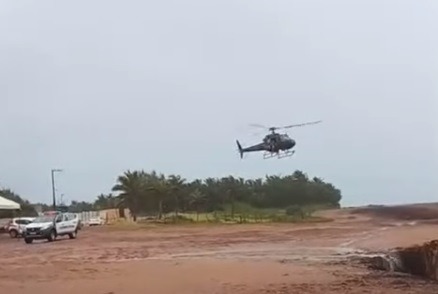 VÍDEO: Sargento da PM desaparece após salvar filho de afogamento em Pipa