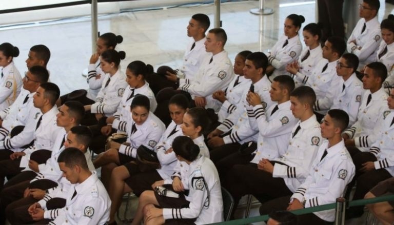PT aciona STF contra escolas cívico-militares em SP, alegando que elas “põem em risco a ordem democrática”