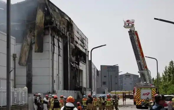 Baterias explodem e causam grande incêndio que vitimou 16 pessoas 