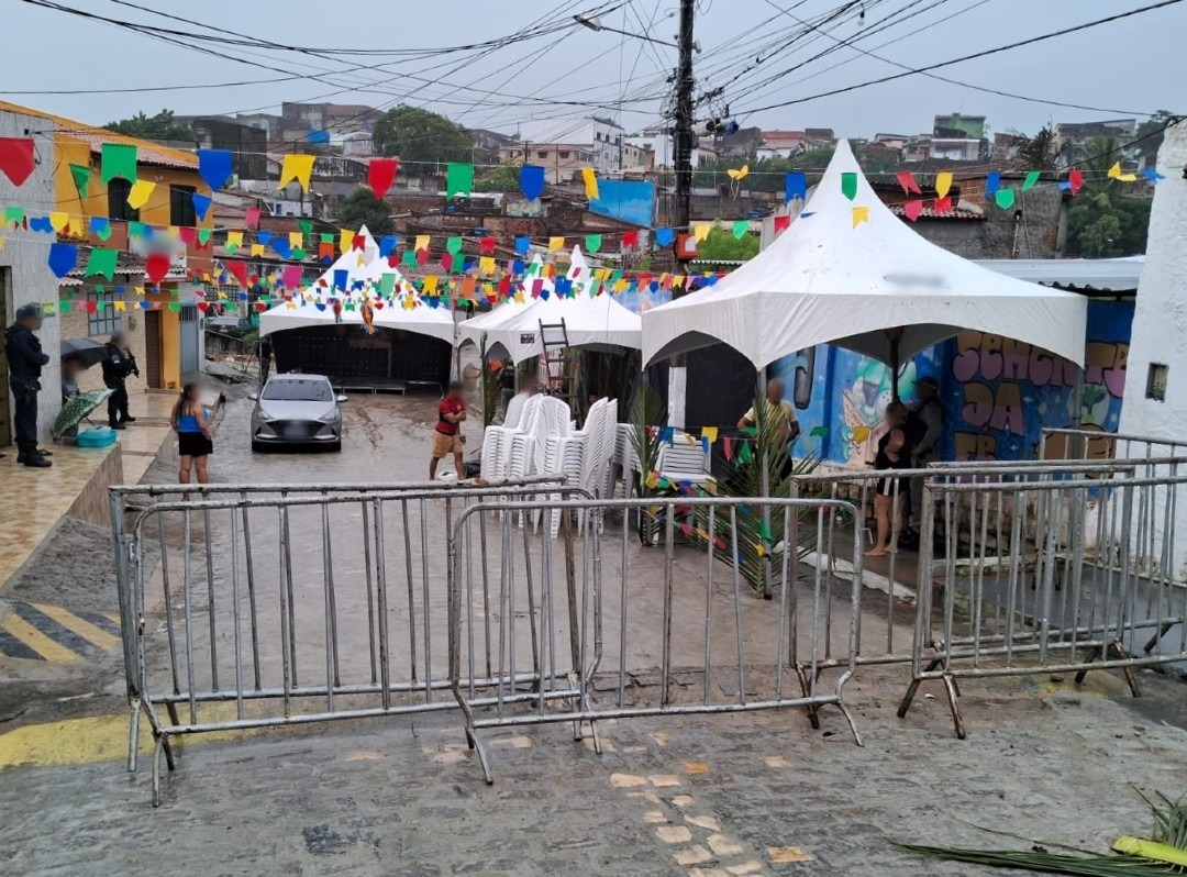 Arraiá é interditado por descumprimento de condicionantes na zona Leste de Natal; entenda