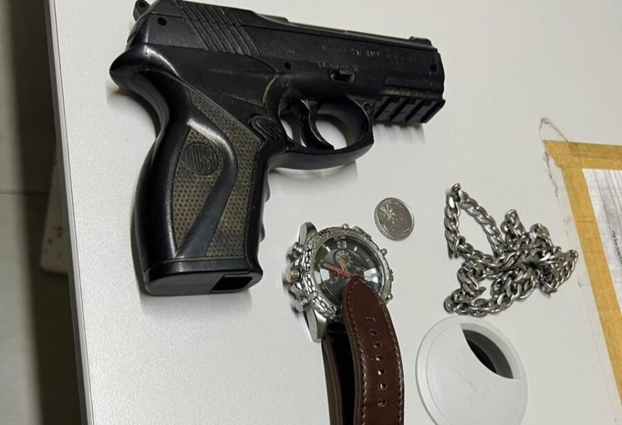Policiais federais apreendem adolescente durante tentativa de assalto em Natal