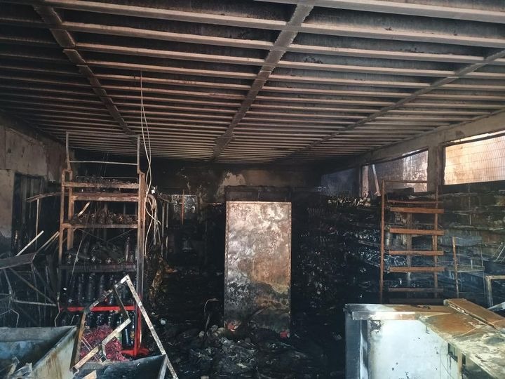 Incêndio destrói mercadinho na Zona Sul de Natal