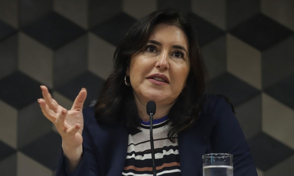 Web resgata post de Tebet em 2022 sobre falas do presidente com aumento do dólar