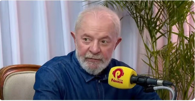 Após altas, Lula convoca reunião para tratar do dólar: “Não é normal”