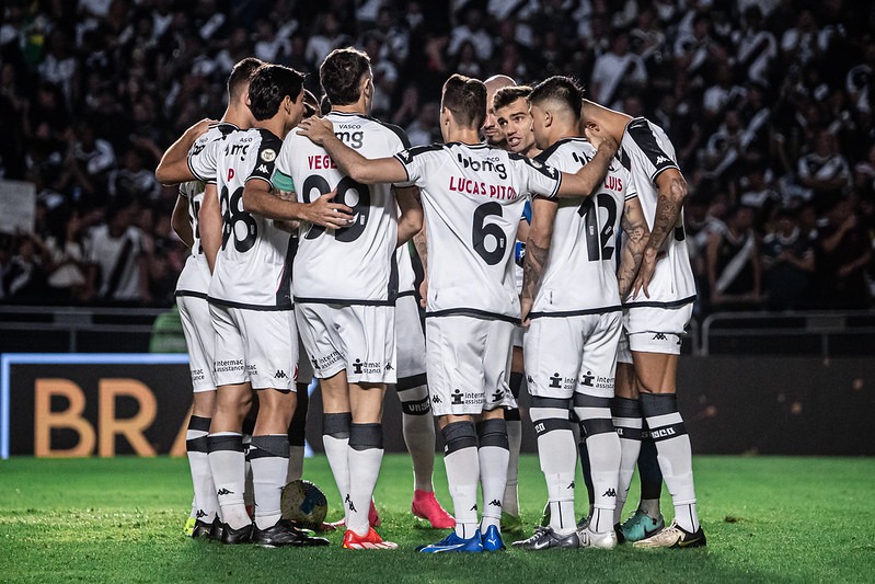 Vasco, Flamengo e São Paulo; veja os jogos de hoje e onde assistir