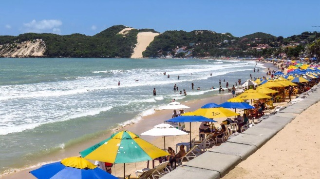 Portaria proíbe cobrança por consumo mínimo nas praias de Natal