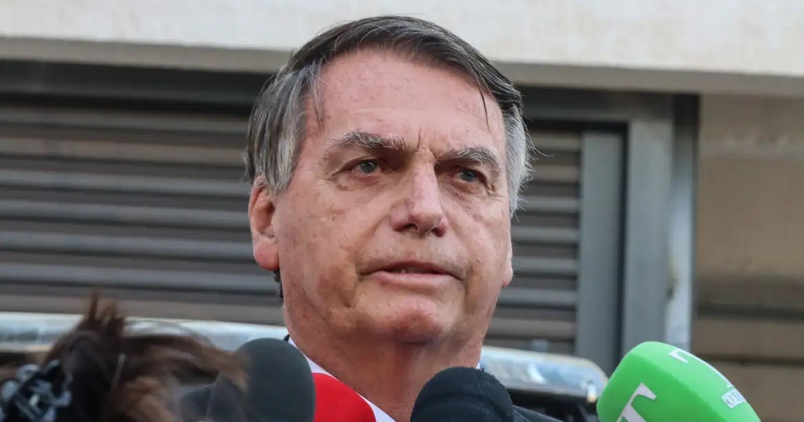 PF erra valor divulgado na acusação das joias a Bolsonaro e ele rebate : “Aguardemos muitas outras correções”