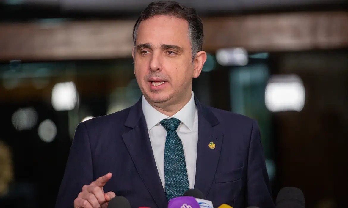 Pacheco apresenta projeto para resolver dívida de R$ 700 bilhões dos estados com a União; veja o que prevê o...
